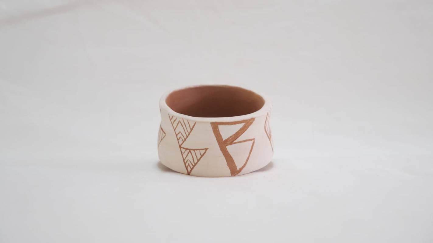 Antik Bezemeli Seramik Kap - Küçük Boy 1