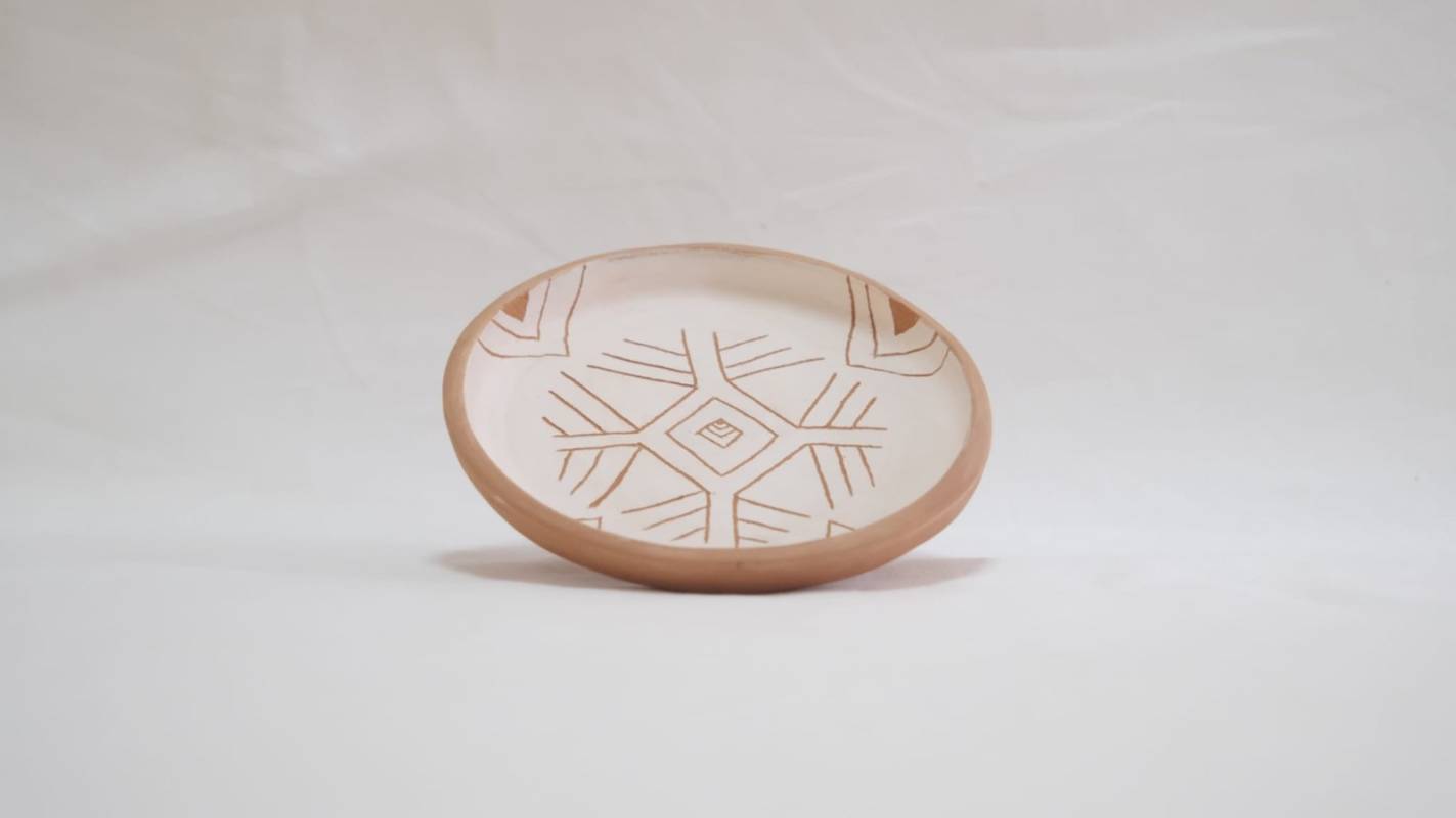 Antik Bezemeli Seramik Duvar Tabağı - Küçük Boy 1