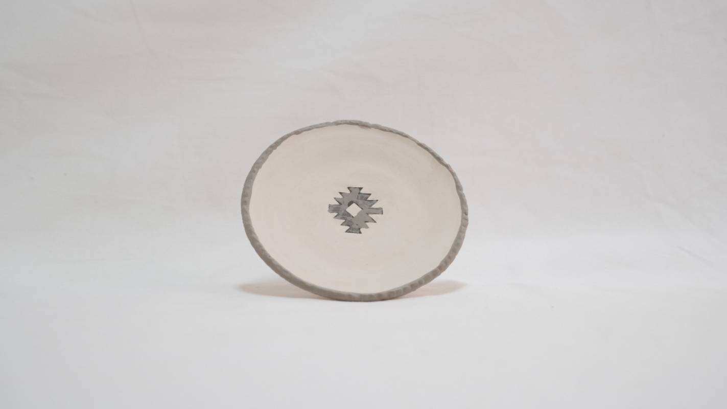 Geleneksel Göz Desenli Antik Astarlı Tabak 1